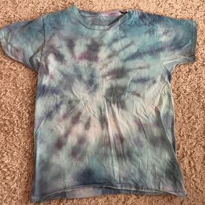 Girls medium tie-dye shirt, Fruit of the Loom